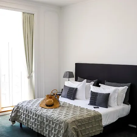 Hotel Farol Віавіа