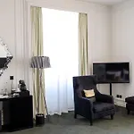 Farol Отель Кашкайш